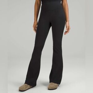Lululemon Groove Super-High-Rise Flared Pant *Nulu in Black Size 4